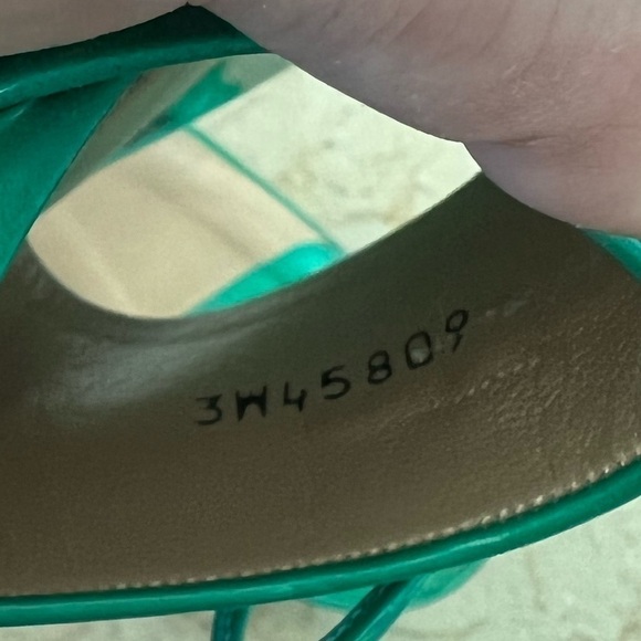 Stuart Weitzman Sandals - Picture 10 of 16